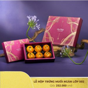 Lễ Hộp Bánh Trứng Muối Ngàn Lớp 502